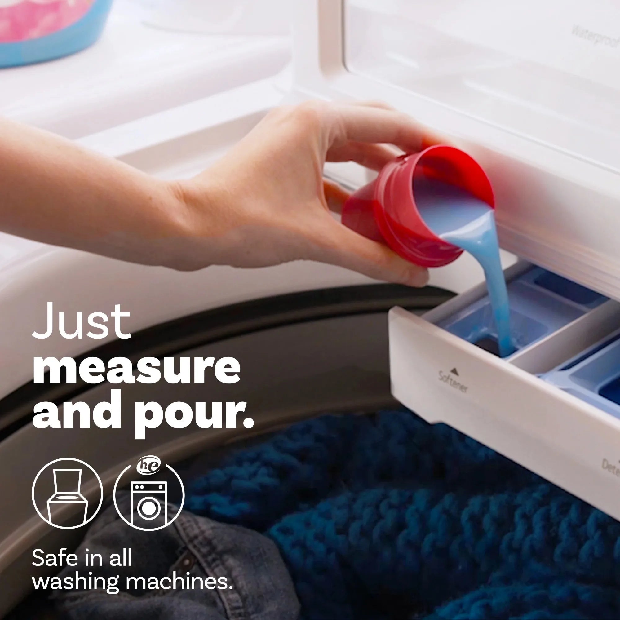 Liquid Laundry Fabric Softener and Conditioner, April Fresh Scent, 140 fl oz, 190 Loads