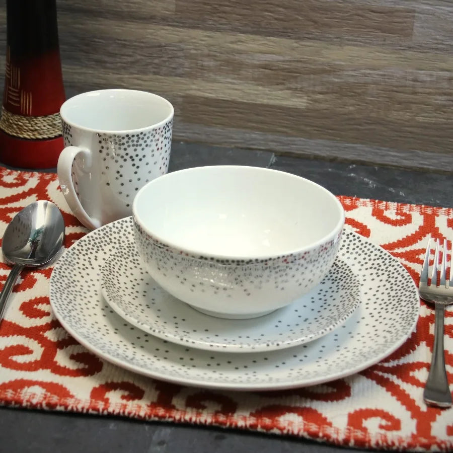Platinum Dots 16 Piece Dinnerware Set